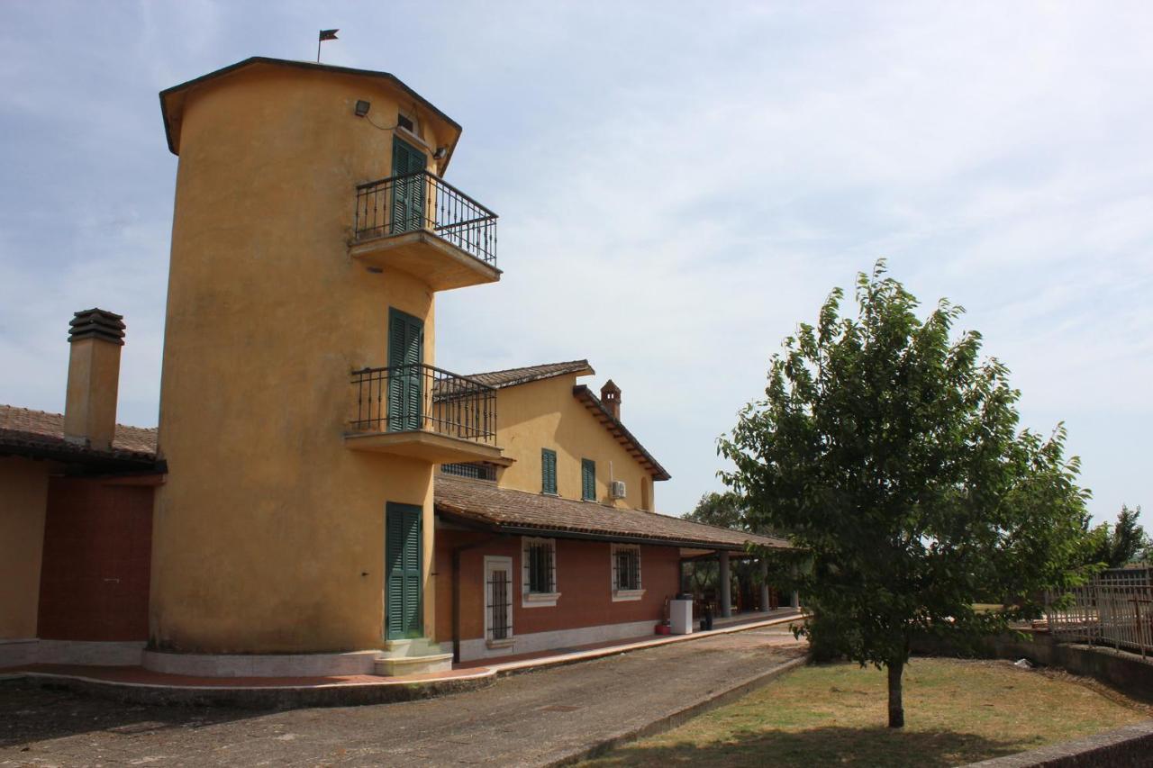 Il Granaio Del Pavone Villa Nepi Exterior photo
