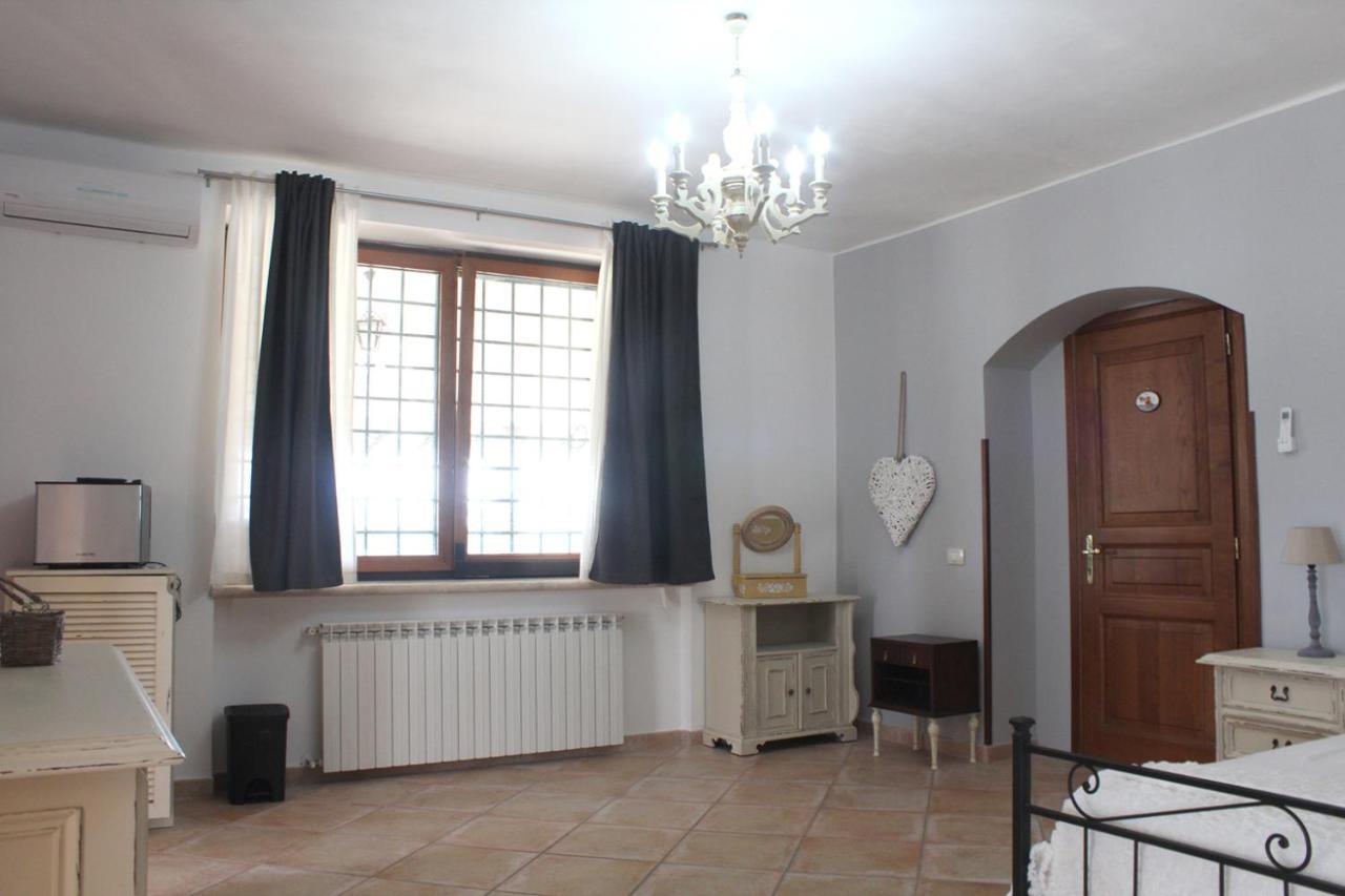 Il Granaio Del Pavone Villa Nepi Exterior photo