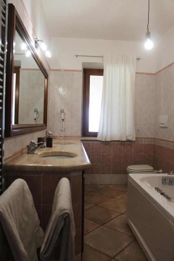 Il Granaio Del Pavone Villa Nepi Exterior photo